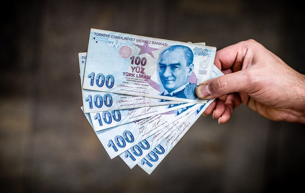 Turkische Lira Im Freien Fall Was Sind Die Auswirkungen